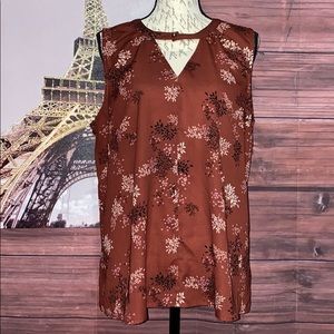 💥5/$25💥Maurices Floral Print Tank